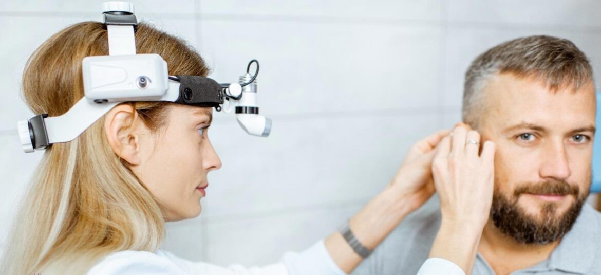 متخصص گوش، حلق و بینی